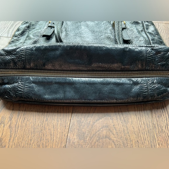 Authentic Vintage Prada Black Cervo Lux Leather Shine Tote bag - Picture 14 of 14